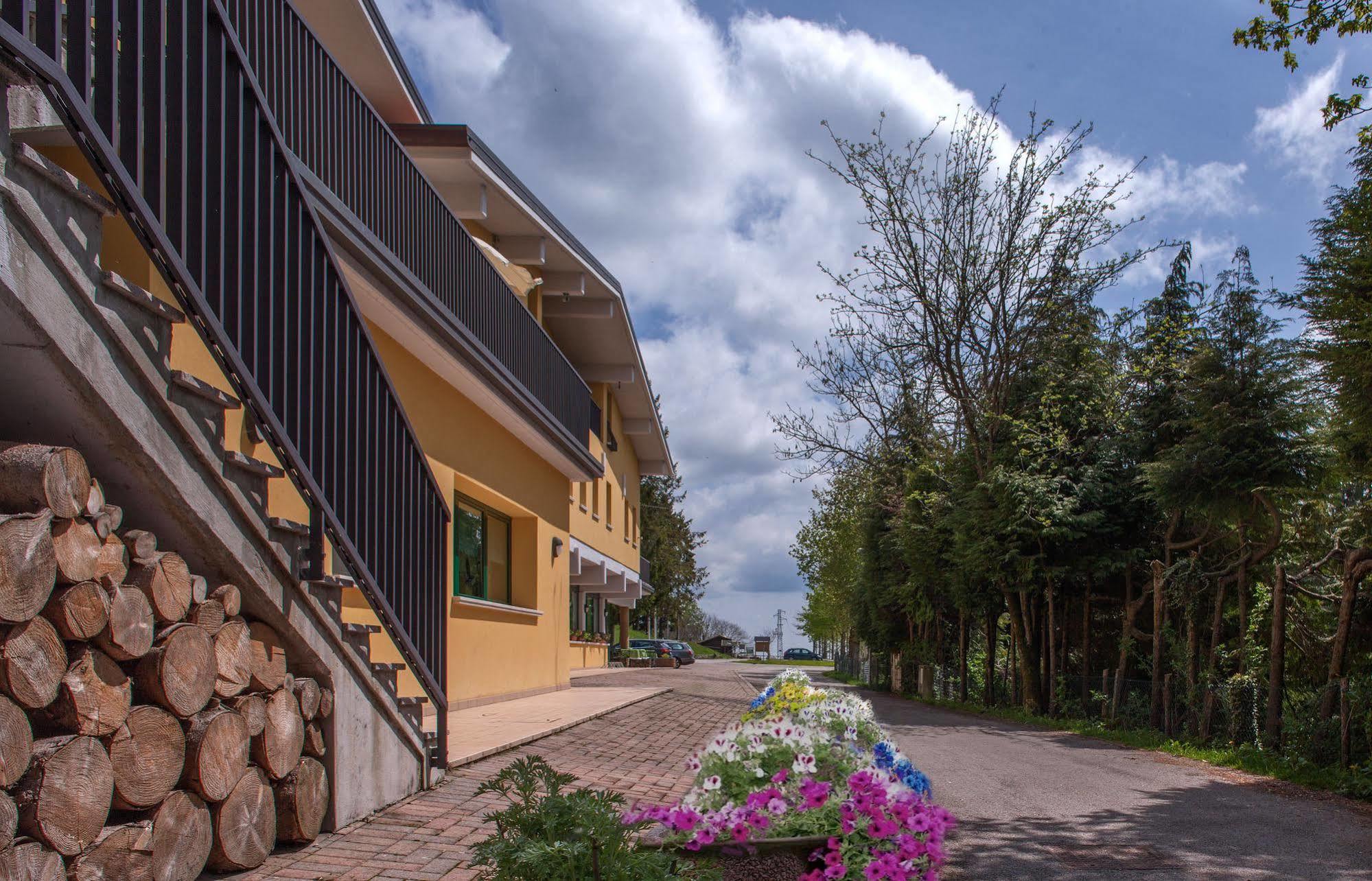 Miravalle & Stella Alpina Apartment